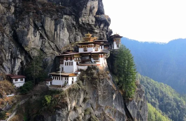 Bhutan Valley, Culture & Scenic Escape