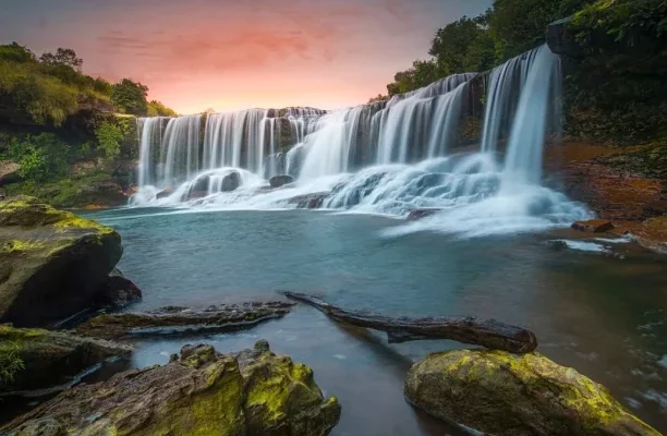 Meghalaya Highlands & Hidden Wonders
