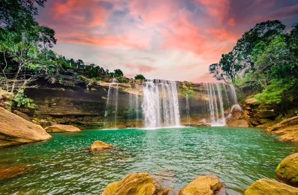 Darjeeling and Sikkim mountain holiday destinations